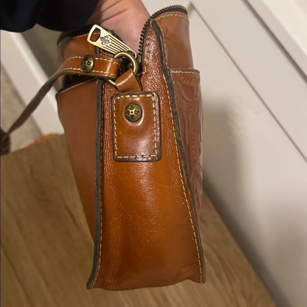 Patricia Nash Brown Tooled Leather Crossbody Bag - Picture 13 of 16